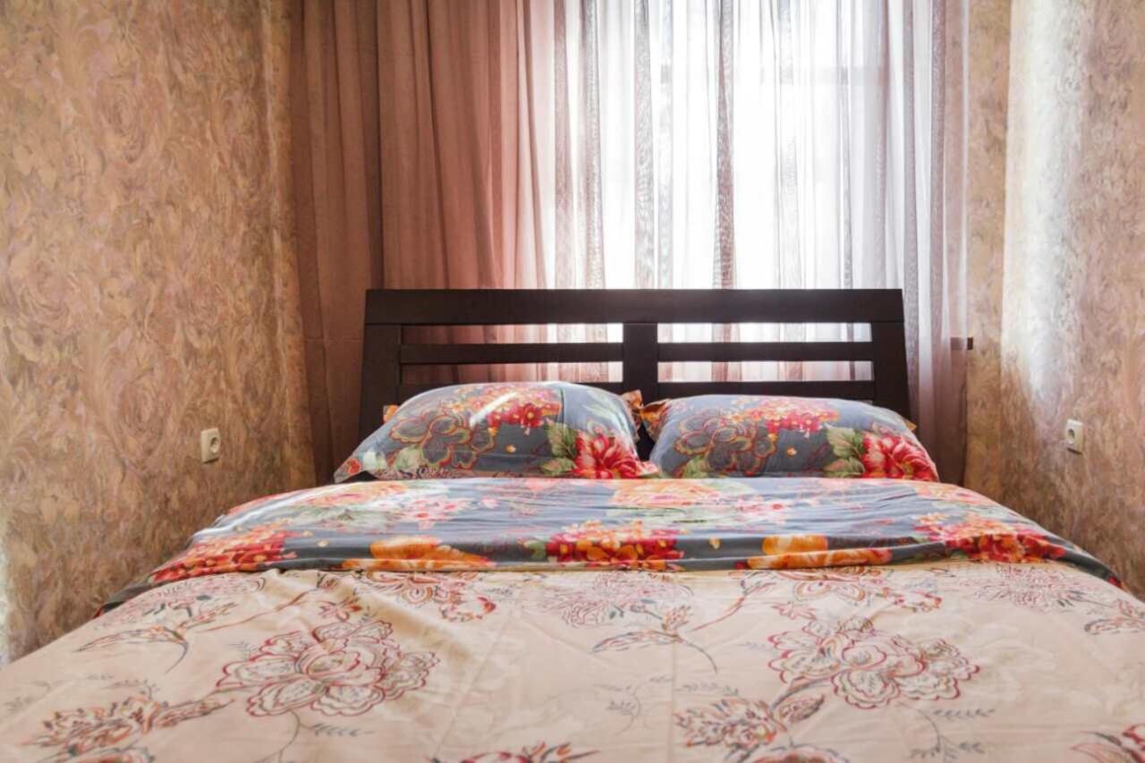 Apartment In Deribasovskay Street 20 Odessa Esterno foto